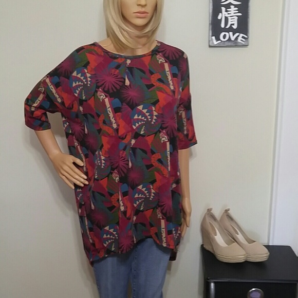 LuLaRoe Irma high low tunic top size small - Picture 1 of 7